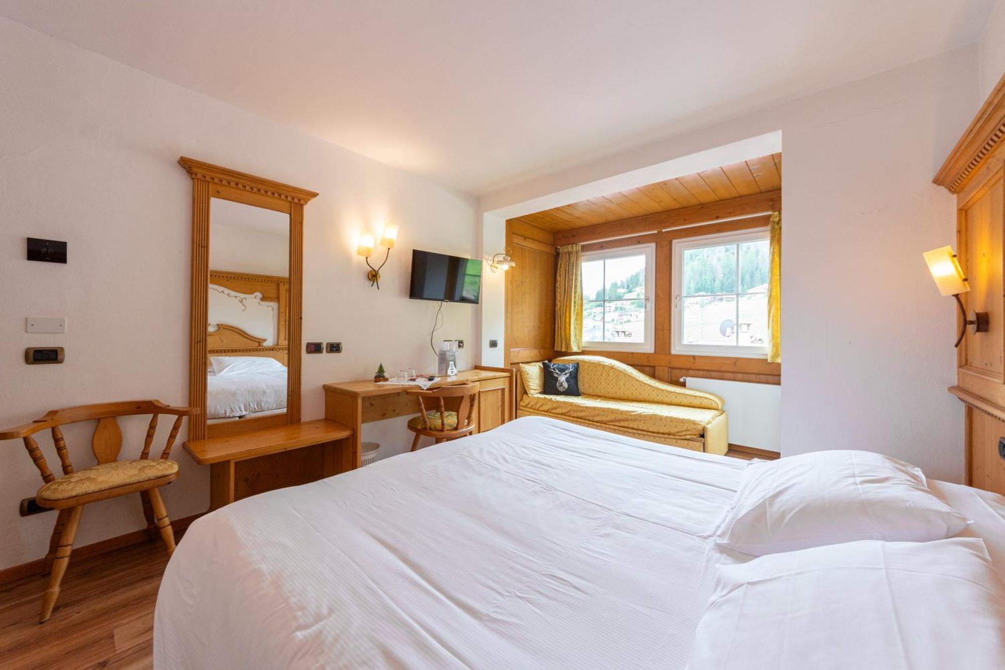 Comfort Triple Room