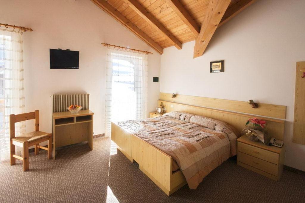 Double or Twin Room Balcony