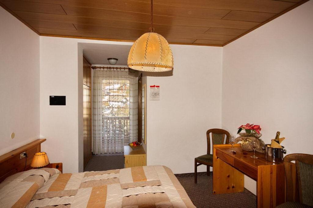Double or Twin Room Balcony