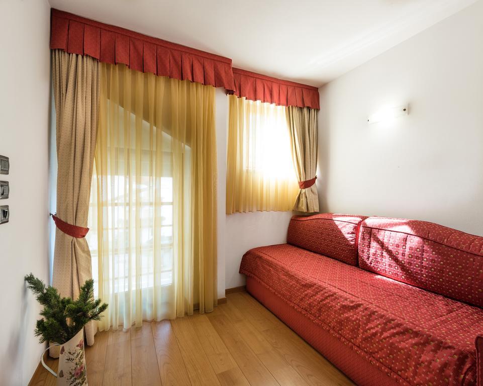Superior Double Room,693782505:JPEG